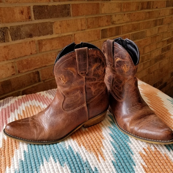 dingo Shoes - Dingo Adobe Rose boots